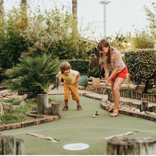 Adventure: Hole-in-One at GlowGolf Docklands